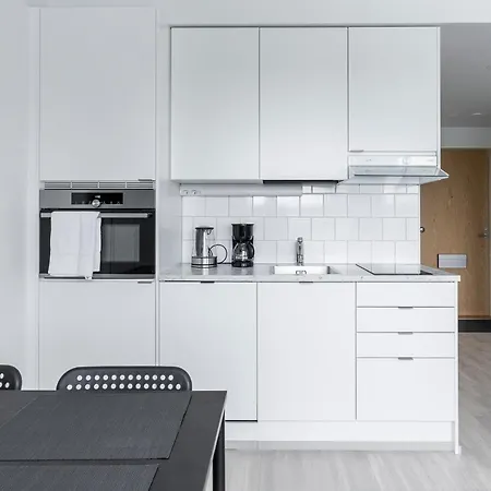 Apartment Near Airport, Carpark, Wifi Vantaa